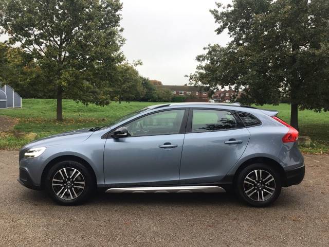 2018 Volvo V40 2.0 T3 [152] Cross Country Nav Plus 5dr
