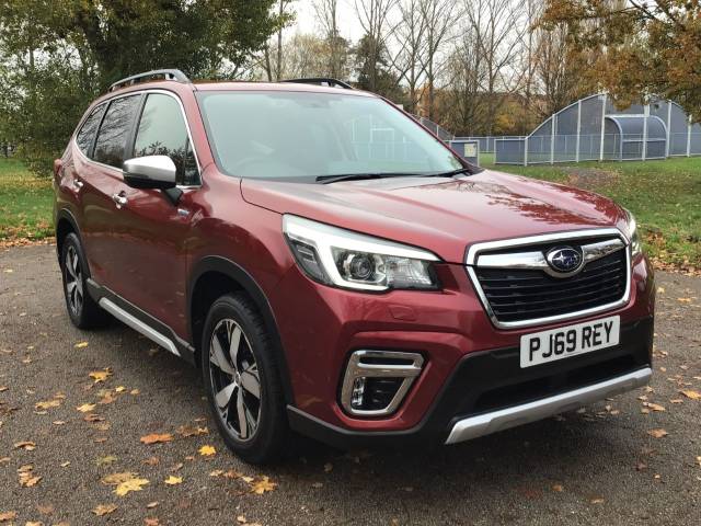 Subaru Forester 2.0i e-Boxer XE Premium 5dr Lineartronic Estate Petrol / Electric Hybrid Crimson Red Pearl
