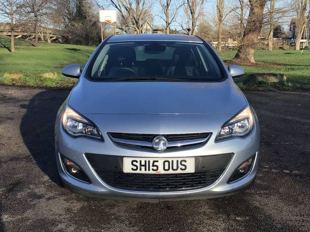 2015 Vauxhall Astra 1.6i 16V Elite 5dr Auto
