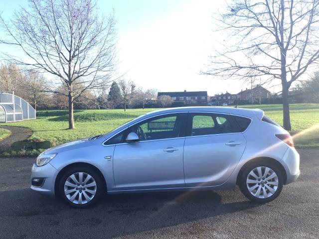 2015 Vauxhall Astra 1.6i 16V Elite 5dr Auto