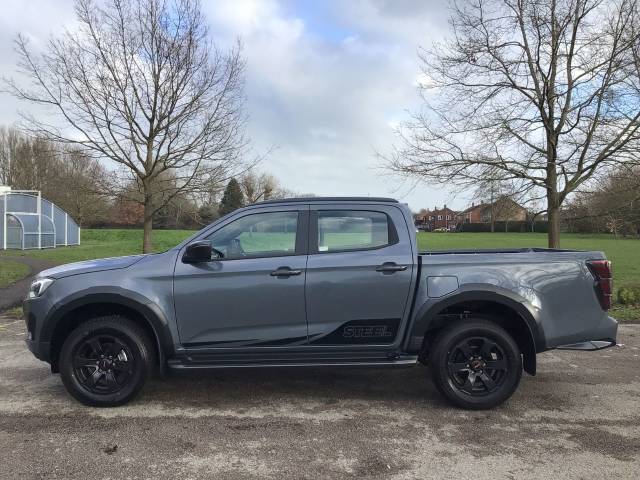 2025 Isuzu D-max 1.9 V-Cross Steel Edition Double Cab 4x4 Auto